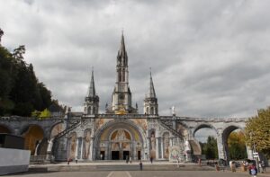 pilgrimage church, lourdes, france, city, location, grotto of massabielle, bernadette soubirous, statue of mary, catholic, marian pilgrimage site, grotto, pilgrim, water, source, church, rosary basilica, holy, chateau, station, roman catholic diocese of, tarbes, lourdes, lourdes, lourdes, lourdes, lourdes, nature, tarbes, tarbes, tarbes